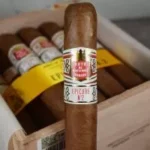 Epicure No 2 Single | Hoyo de Monterrey Cuban Cigar UK
