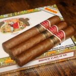 Buy Romeo Short Churchill single – medium strength Cuban robusto. Sweet cedar, honey & dried fruit notes. Discreet UK delivery. Shop now.