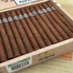 Montecristo Joyitas single Cuban cigar